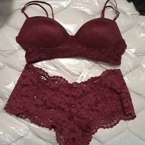 Victoria's secret bra and panties set